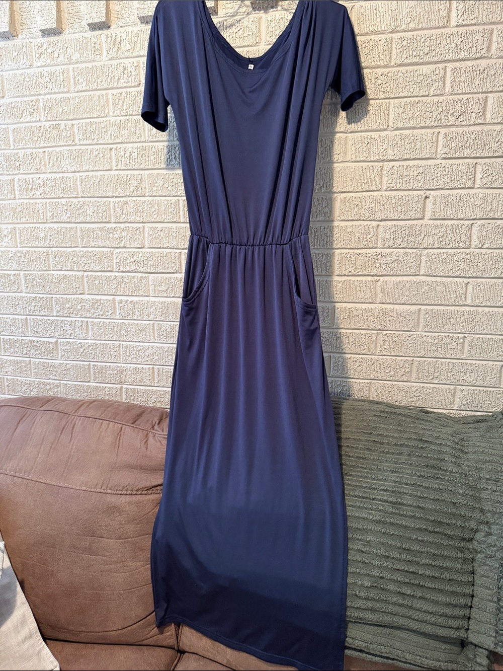Classic Navy Short-Sleeve Maxi Dress with Pockets